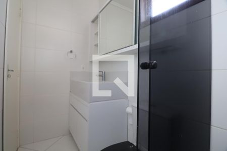 Casa de condomínio para alugar com 110m², 3 quartos e 3 vagasBanheiro