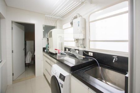Apartamento à venda com 240m², 3 quartos e 2 vagasÁrea de Serviço