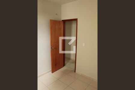 Quarto 1 de apartamento para alugar com 2 quartos, 60m² em Panorama, Uberlândia