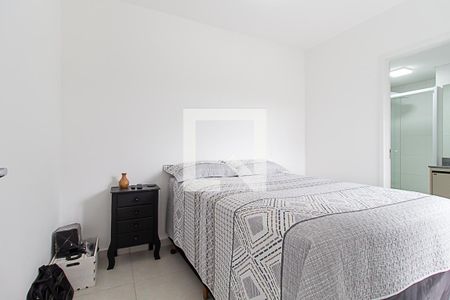 Quarto 1 suite de apartamento para alugar com 2 quartos, 60m² em Cidade Industrial de Curitiba, Curitiba