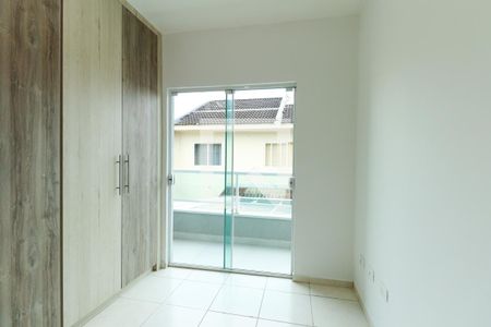 Quarto 1 de casa para alugar com 3 quartos, 250m² em Uberaba, Curitiba