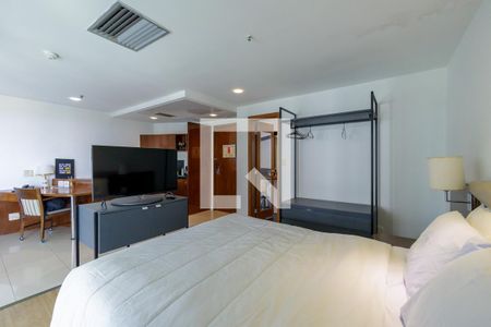 Quarto de apartamento à venda com 1 quarto, 48m² em Barra da Tijuca, Rio de Janeiro
