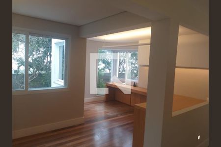 Casa à venda com 4 quartos, 542m² em Jardim Luzitania, São Paulo