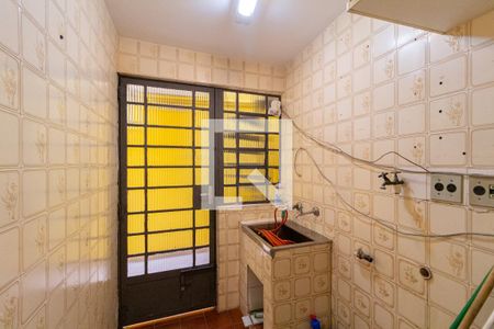 Casa à venda com 185m², 4 quartos e 2 vagasÁrea de serviço