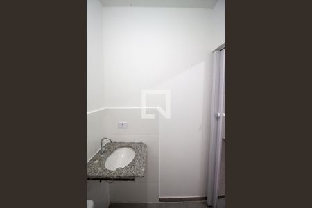 Banheiro de apartamento para alugar com 1 quarto, 34m² em Parque Paulistano, São Paulo
