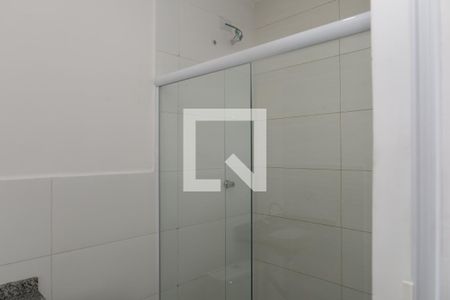 Banheiro de kitnet/studio para alugar com 1 quarto, 26m² em Parque Paulistano, São Paulo