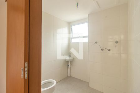 Banheiro de apartamento para alugar com 2 quartos, 50m² em Campo Grande, Rio de Janeiro