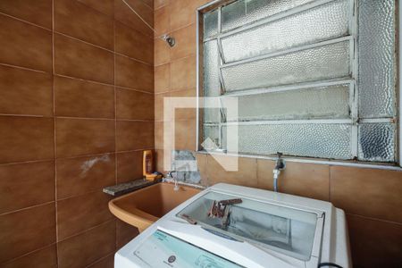 Casa à venda com 110m², 3 quartos e 2 vagasÁrea de Serviço 