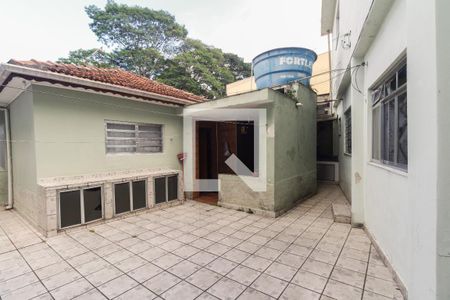 Casa à venda com 110m², 3 quartos e 2 vagasQuintal 