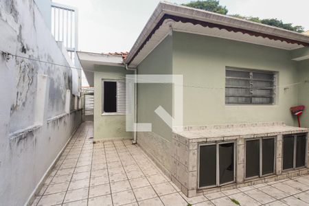 Casa à venda com 110m², 3 quartos e 2 vagasQuintal 