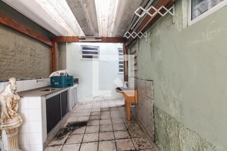 Casa à venda com 110m², 3 quartos e 2 vagasQuintal - Garagem 