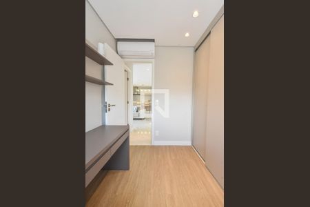 Apartamento para alugar com 77m², 2 quartos e 1 vagaQuarto 02