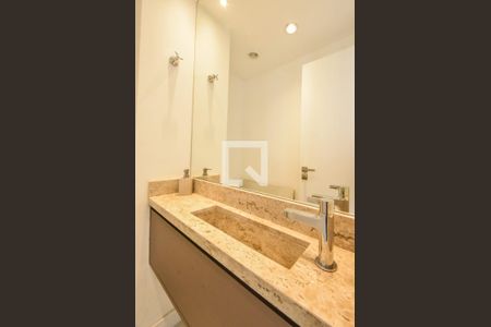 Apartamento para alugar com 77m², 2 quartos e 1 vagaLavabo