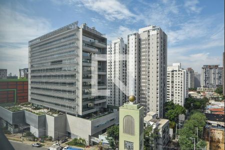 Apartamento para alugar com 77m², 2 quartos e 1 vagaVista