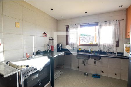 Casa à venda com 380m², 4 quartos e 3 vagasCozinha