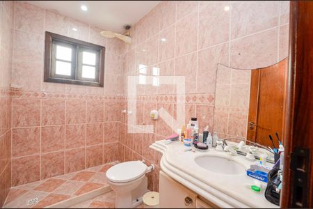 Casa à venda com 380m², 4 quartos e 3 vagasBanheiro da Suíte 2