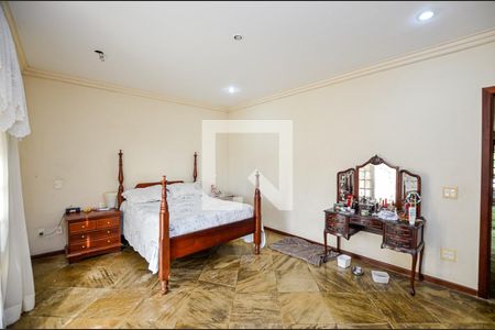 Suite 1 de casa à venda com 4 quartos, 380m² em Badu, Niterói