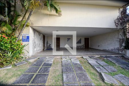 Casa à venda com 380m², 4 quartos e 3 vagasGaragem