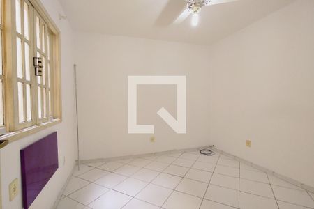 Casa à venda com 95m², 3 quartos e sem vagaQuarto 1