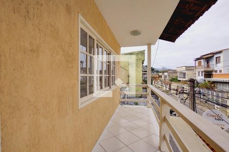 Casa à venda com 95m², 3 quartos e sem vagaVaranda