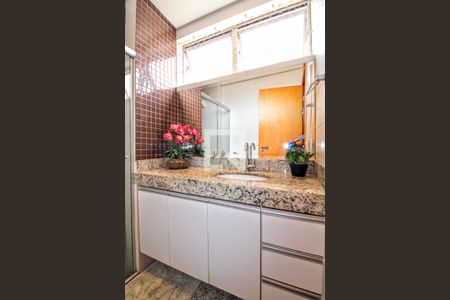 Apartamento à venda com 200m², 3 quartos e 3 vagasSuíte