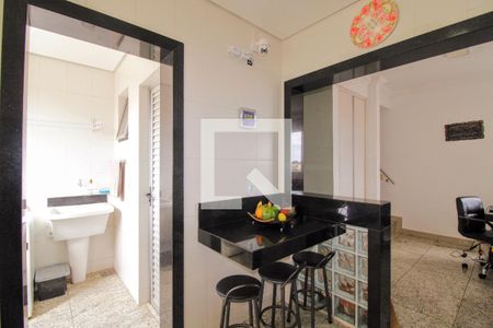 Apartamento à venda com 200m², 3 quartos e 3 vagasCozinha - área de serviço