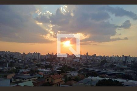 Apartamento à venda com 200m², 3 quartos e 3 vagas Apartamento à venda com 200m², 3 quartos e 3 vagasVista cobertura por do sol