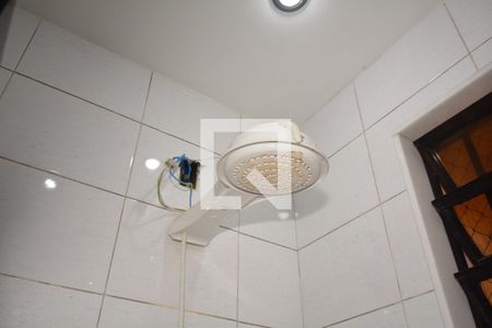 Casa de condomínio à venda com 180m², 2 quartos e 5 vagasBanheiro Social