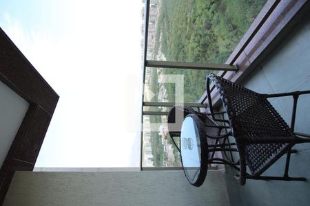 Varanda de apartamento para alugar com 1 quarto, 48m² em Camorim, Rio de Janeiro