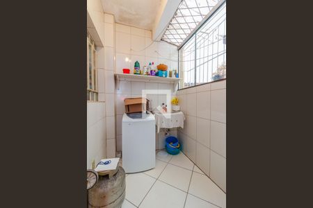 Apartamento para alugar com 74m², 2 quartos e sem vaga Apartamento para alugar com 74m², 2 quartos e sem vagaÁrea de Serviço