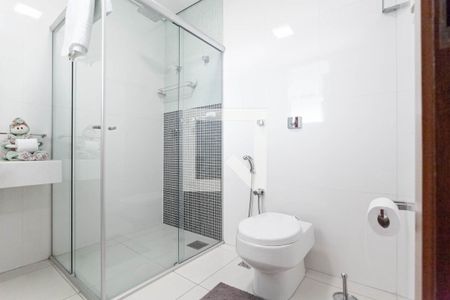 Casa à venda com 720m², 4 quartos e 4 vagasBanheiro da suíte 3 