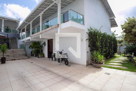 Casa à venda com 720m², 4 quartos e 4 vagasGaragem