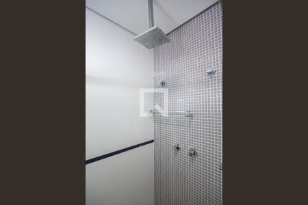 Casa à venda com 720m², 4 quartos e 4 vagasBanheiro da suíte 1