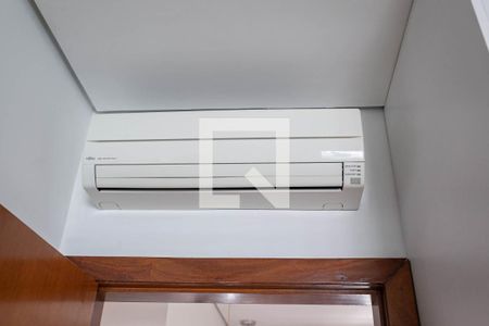 Casa à venda com 720m², 4 quartos e 4 vagasSuíte 1