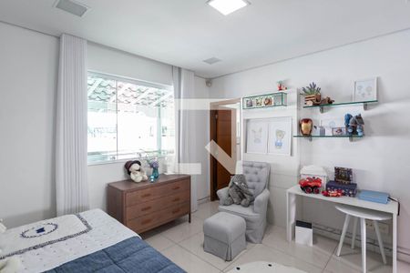 Casa à venda com 720m², 4 quartos e 4 vagasSuíte 1