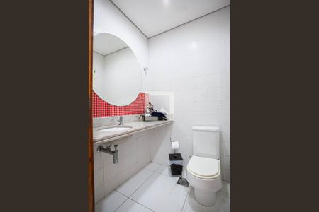 Casa à venda com 720m², 4 quartos e 4 vagasLavabo 2 