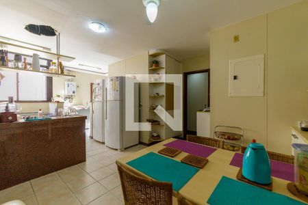 Apartamento para alugar com 400m², 4 quartos e 3 vagasCozinha