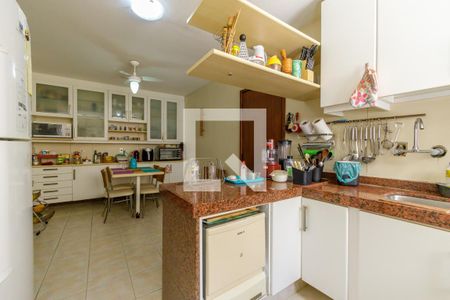 Apartamento para alugar com 400m², 4 quartos e 3 vagasCozinha