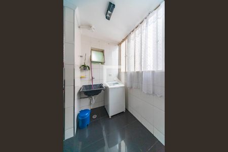 Apartamento para alugar com 69m², 3 quartos e 1 vagaÁrea de Serviço
