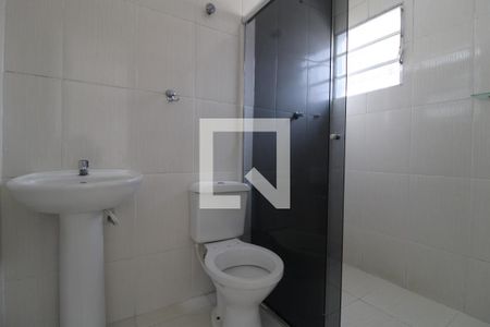 Banheiro da suíte de casa para alugar com 3 quartos, 135m² em Vila Constancia, São Paulo