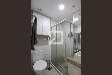 Apartamento à venda com 102m², 3 quartos e 2 vagasBanheiro da Suíte