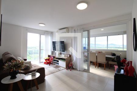 Sala de apartamento à venda com 3 quartos, 102m² em Barra da Tijuca, Rio de Janeiro