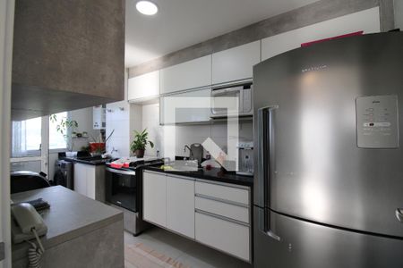 Apartamento à venda com 102m², 3 quartos e 2 vagasCozinha