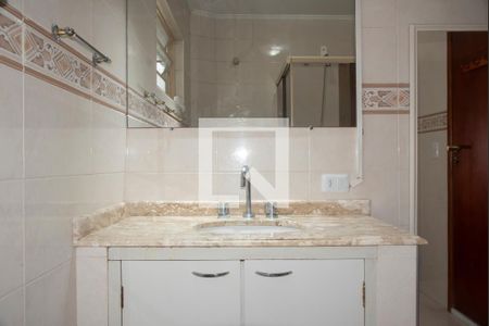 Casa à venda com 300m², 5 quartos e 4 vagasBanheiro