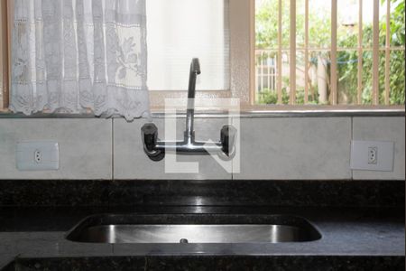 Casa à venda com 300m², 5 quartos e 4 vagasCozinha