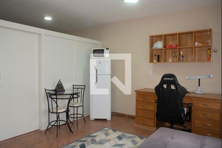 Casa à venda com 300m², 5 quartos e 4 vagasApartamento de Hóspedes/Sala