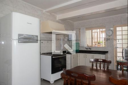 Casa à venda com 300m², 5 quartos e 4 vagasCozinha