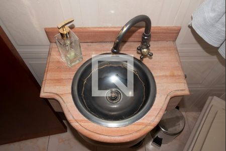 Casa à venda com 300m², 5 quartos e 4 vagasLavabo