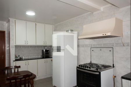 Casa à venda com 300m², 5 quartos e 4 vagasCozinha