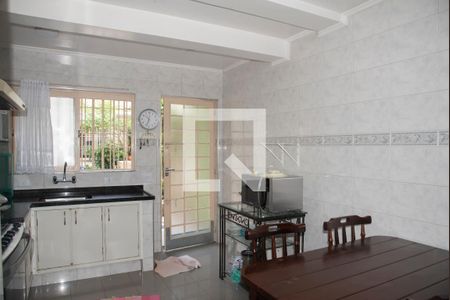 Casa à venda com 300m², 5 quartos e 4 vagasCozinha